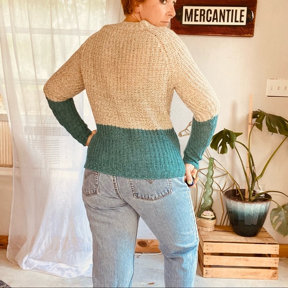 John + Jenn Color Block Lightweight Teal Retro Style Boxy Sweater size Small - Picture 5 of 14